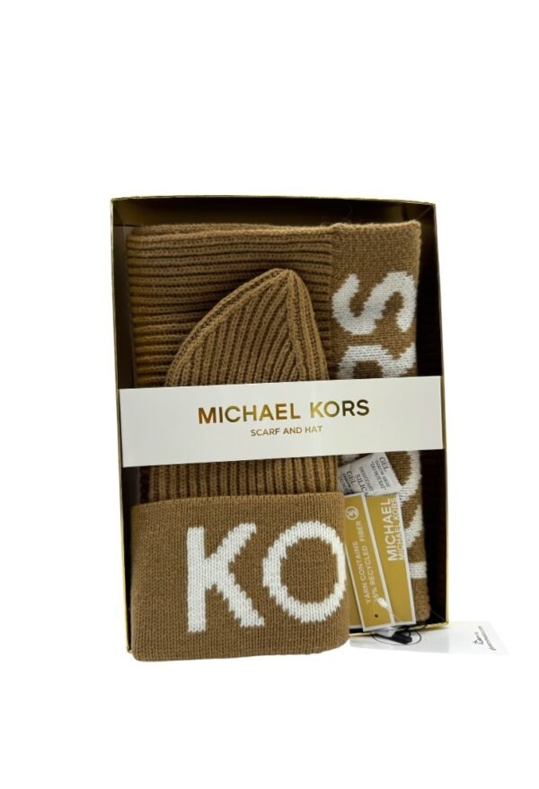 MICHAEL KORS - SCRAF AND HAT CAMEL